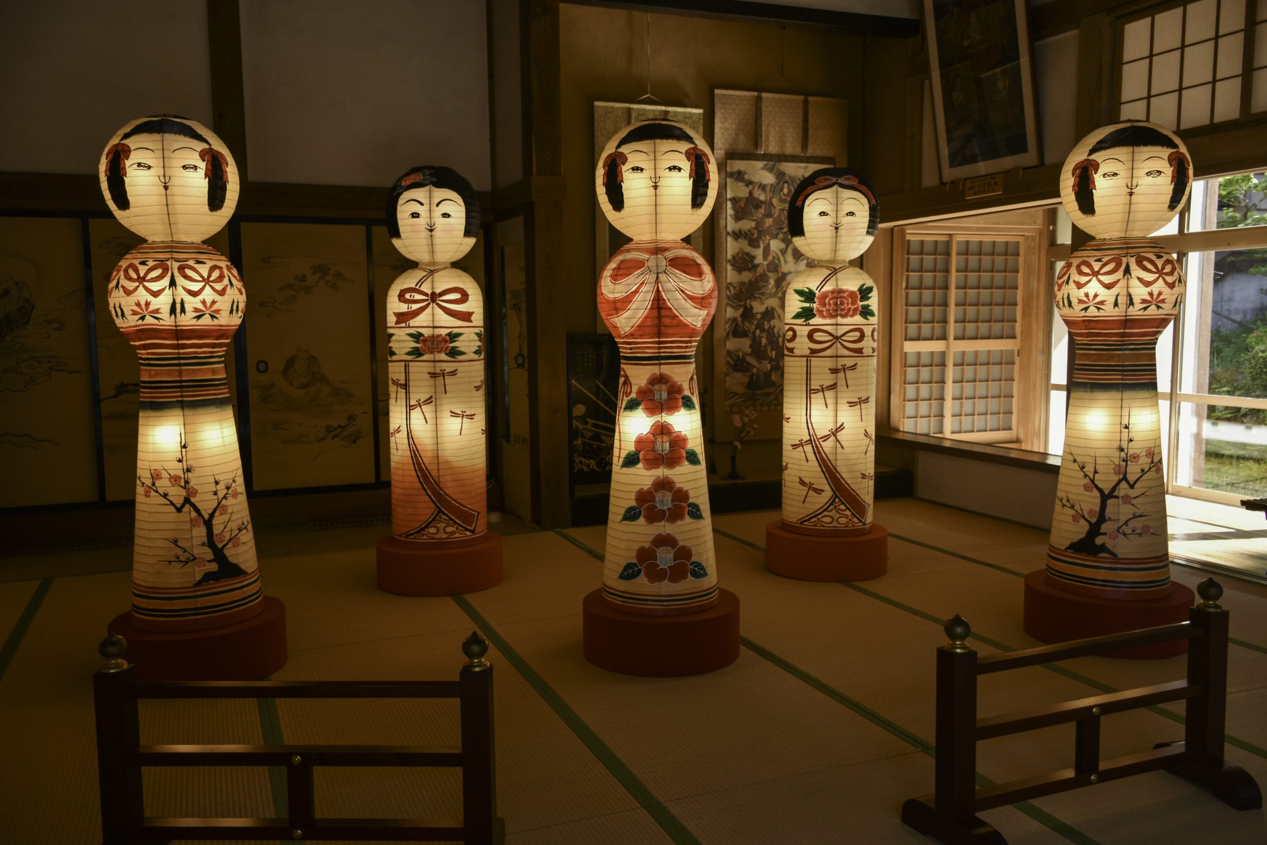 のんの久慈市でのリボンアート展示が、好評につき第3期を迎えます。北